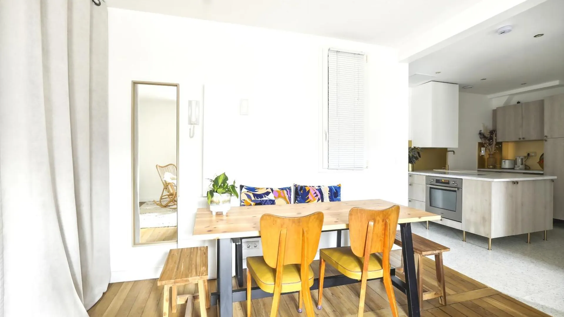 Luxury Top Floor Duplex Near Le Marais Paris